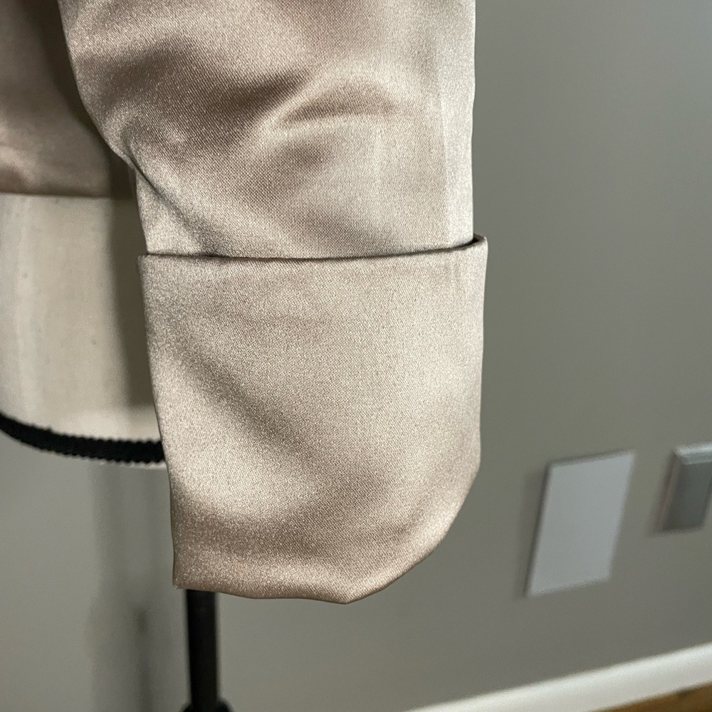 JJs House Cream Satin Women's Blazer/Shrug - Picture 6 of 9